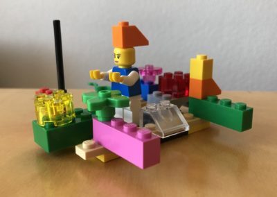 Christine Traut in einem LEGO® Serious Play® Workshop