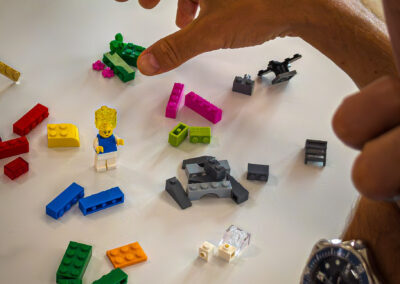 Samuel Müller in einem LEGO® Serious Play® Workshop